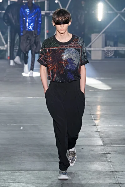 Look 73